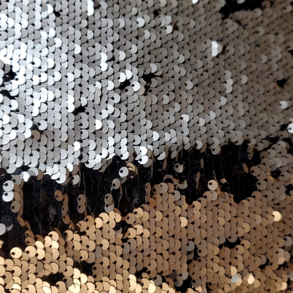 Gap gold sequined heavy tank size m - Picture 4 of 11